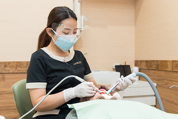 恵比寿の⻭医者・矯正歯科「ココロデンタル恵比寿」|10年20年先も通って頂ける歯科医院